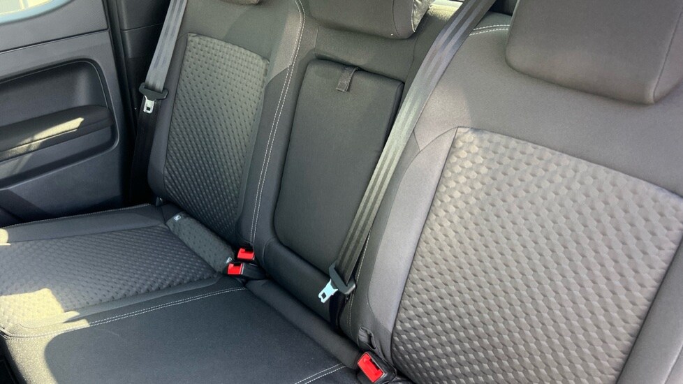 Used Volkswagen Amarok 2024 for sale - 76731455: Photo 30