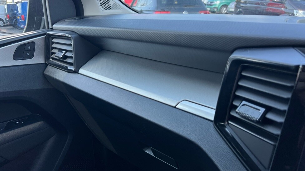 Used Volkswagen Amarok 2024 for sale - 76731455: Photo 36