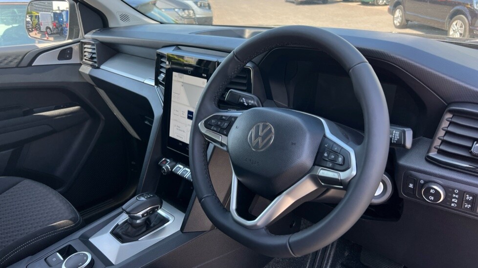 Used Volkswagen Amarok 2024 for sale - 76731455: Photo 6