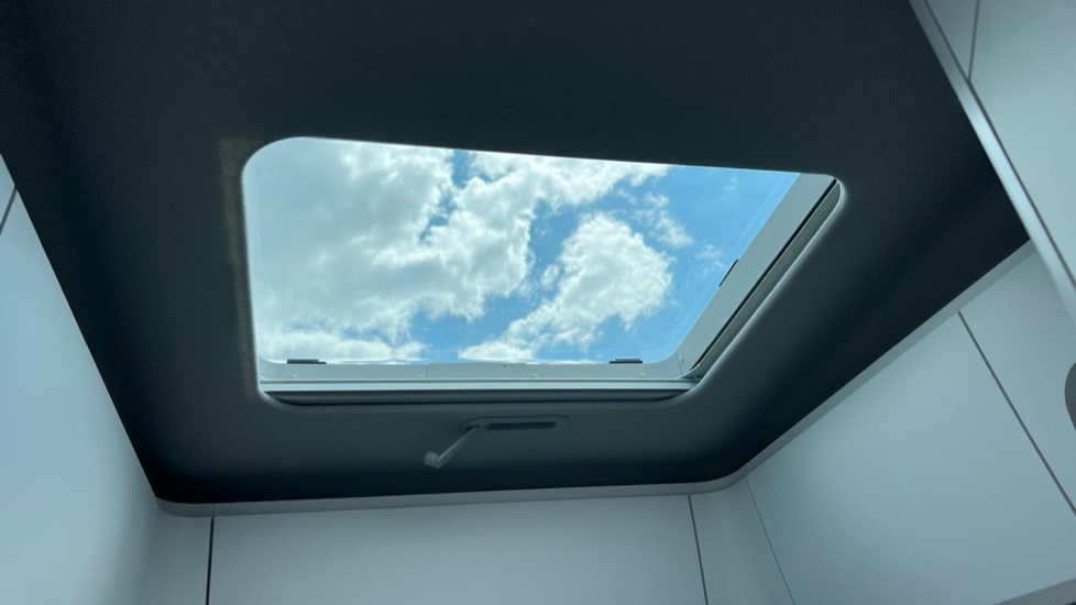 Used Volkswagen California 2024 for sale - 76901199: Photo 43