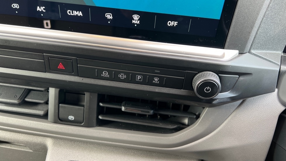 Used Volkswagen Transporter 2025 for sale - 75479768: Photo 31