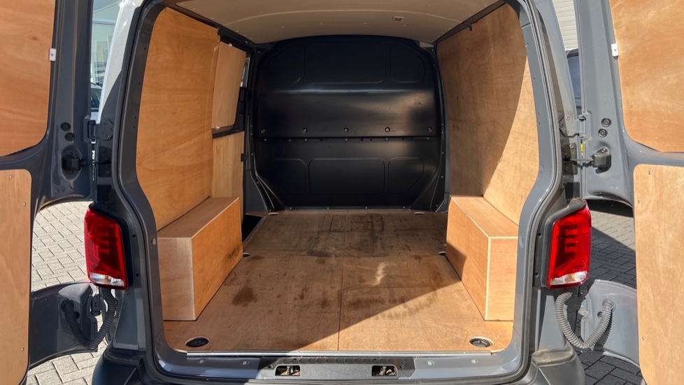 Used Volkswagen Transporter 2024 for sale - 76079335: Photo 10