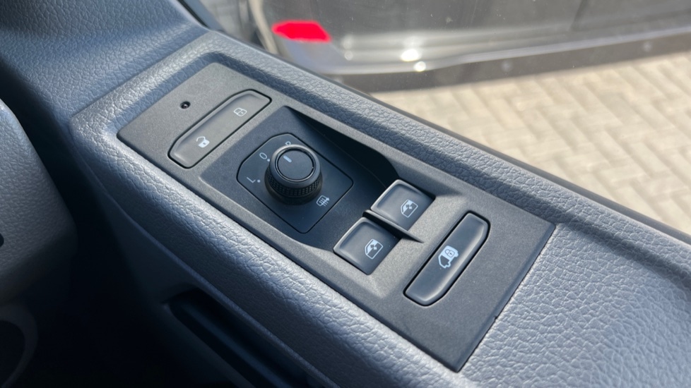 Used Volkswagen Transporter 2024 for sale - 76079335: Photo 23