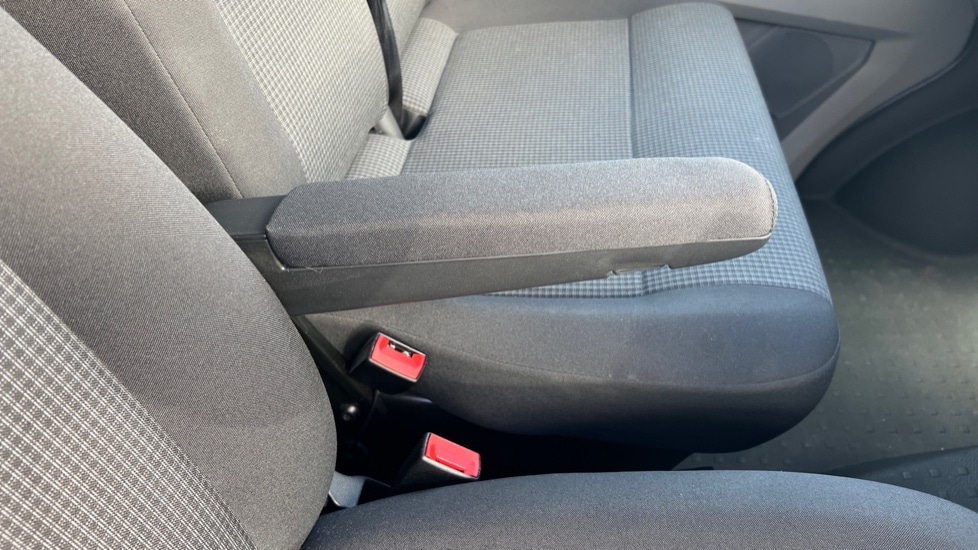 Used Volkswagen Transporter 2024 for sale - 76079335: Photo 31