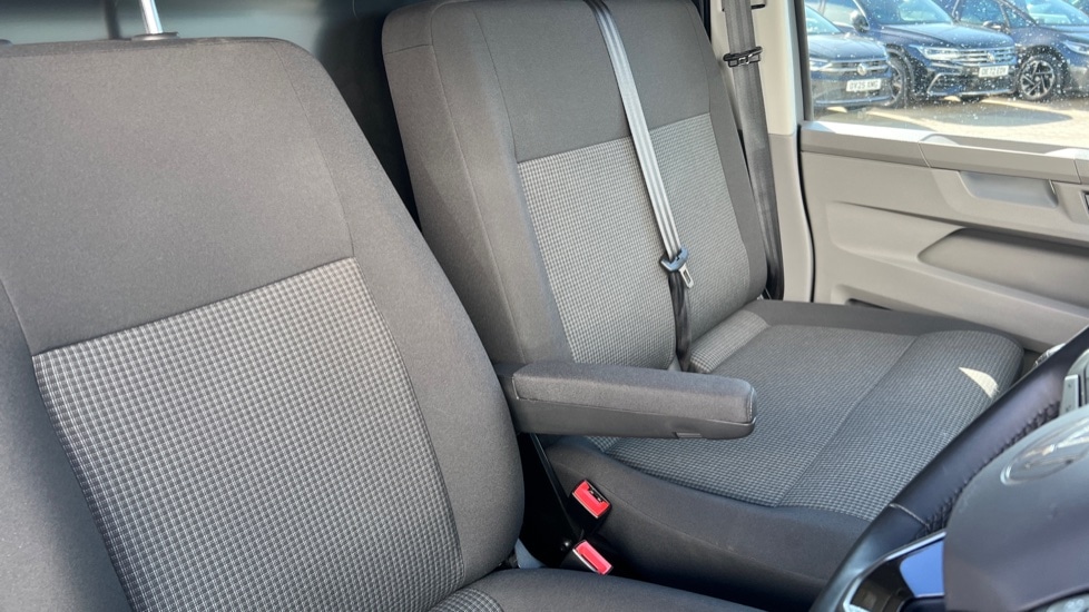 Used Volkswagen Transporter 2024 for sale - 76079335: Photo 34