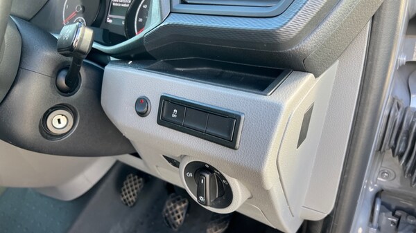 Used Volkswagen Transporter 2024 for sale - 76079335: Photo 38