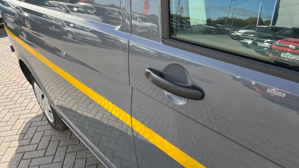 Used Volkswagen Transporter 2024 for sale - 76079335: Photo 43