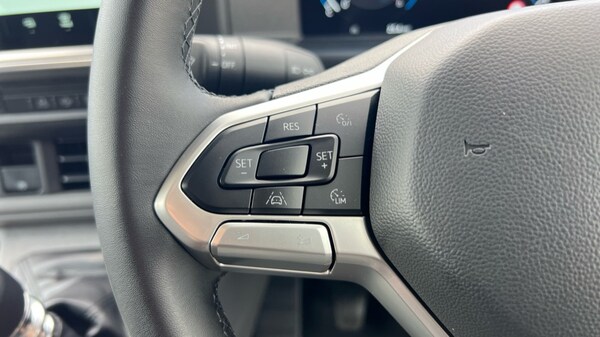 Used Volkswagen Transporter 2025 for sale - 75439779: Photo 24