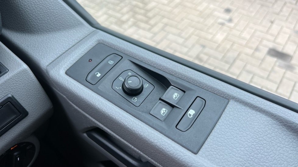 Used Volkswagen Transporter 2022 for sale - 76563723: Photo 23