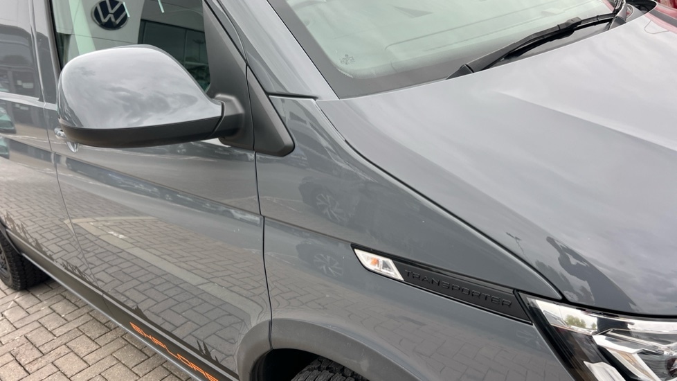 Used Volkswagen Transporter 2022 for sale - 76563723: Photo 42