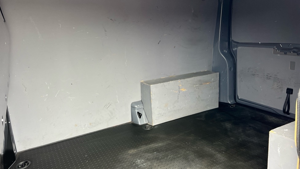 Used Volkswagen Transporter 2022 for sale - 76563723: Photo 9