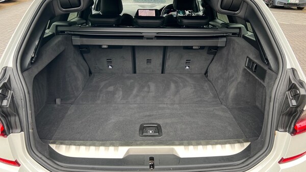 Used BMW 3 Series 2022 for sale - 76161475: Photo 17
