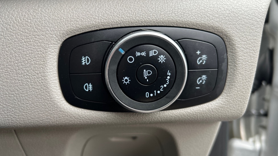 Used Ford Tourneo Custom 2022 for sale - 76384495: Photo 36