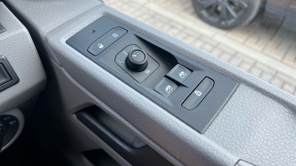Used Volkswagen Transporter Shuttle 2020 for sale - 76196123: Photo 35