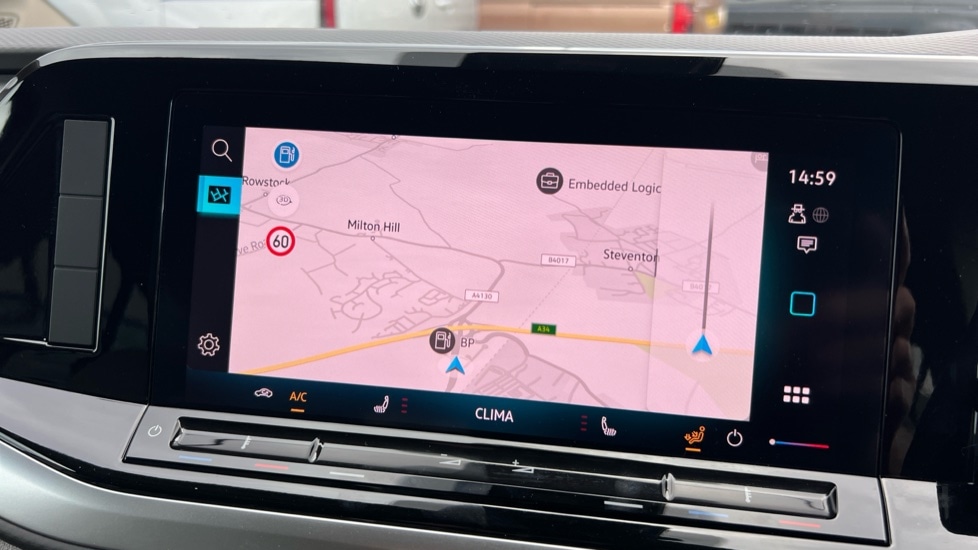 Used Volkswagen Multivan 2025 for sale - 75641123: Photo 16