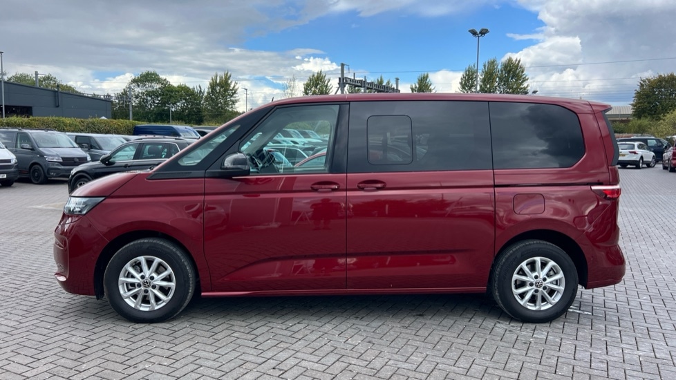 Used Volkswagen Multivan 2025 for sale - 75641123: Photo 18