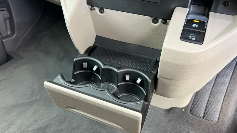 Used Volkswagen Multivan 2025 for sale - 75641123: Photo 36