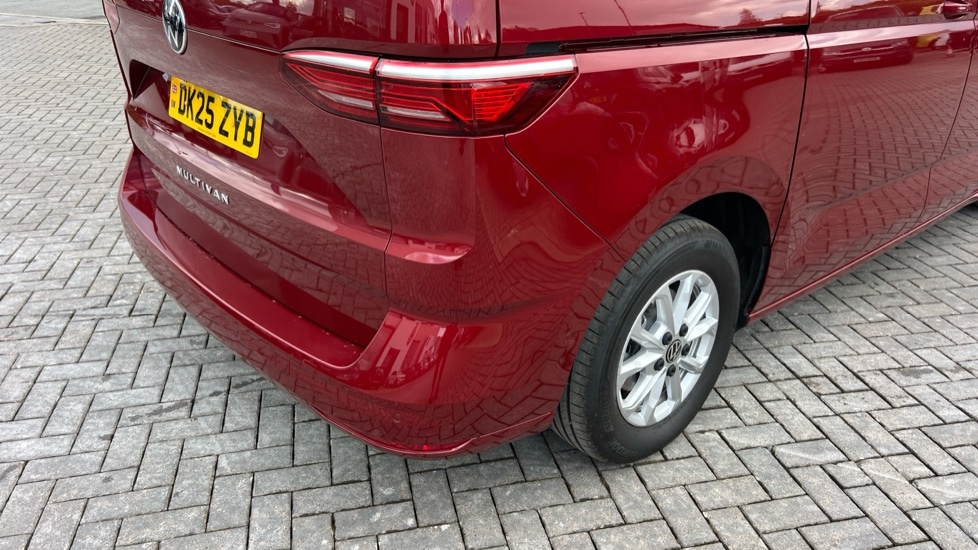 Used Volkswagen Multivan 2025 for sale - 75641123: Photo 44