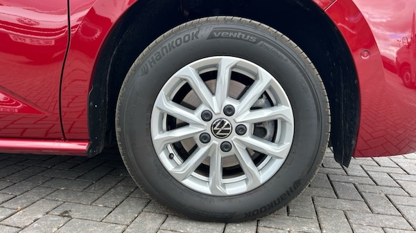 Used Volkswagen Multivan 2025 for sale - 75641123: Photo 5