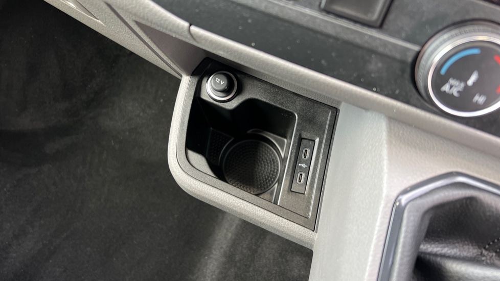 Used Volkswagen Transporter 2025 for sale - 76404683: Photo 37