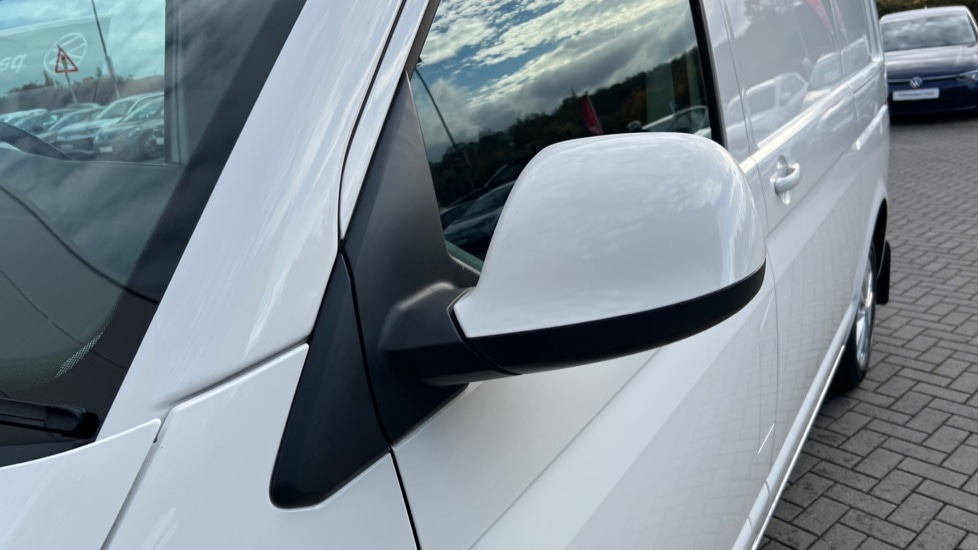 Used Volkswagen Transporter 2025 for sale - 76404683: Photo 42