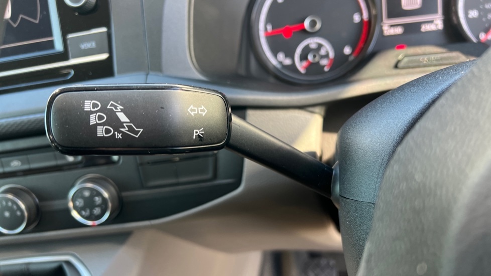 Used Volkswagen Transporter 2020 for sale - 76691443: Photo 27