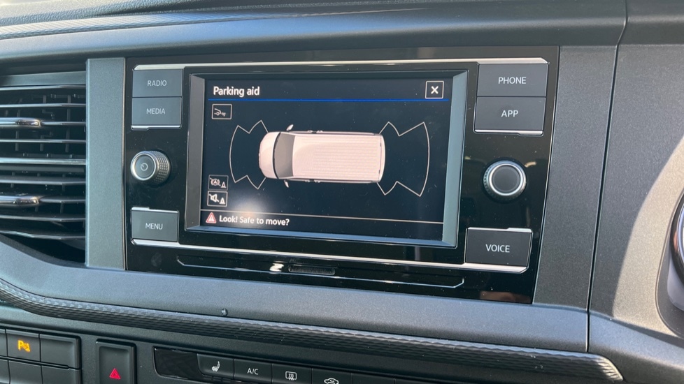 Used Volkswagen Transporter 2020 for sale - 76691443: Photo 30