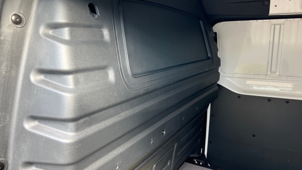 Used Volkswagen ID.Buzz 2024 for sale - 76311874: Photo 22