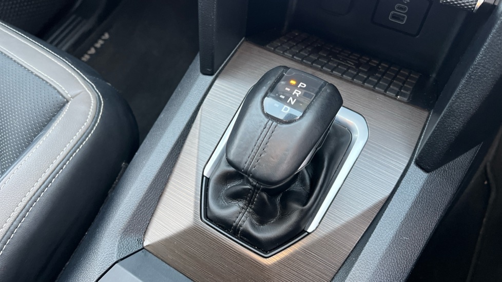 Used Volkswagen Amarok 2024 for sale - 76937525: Photo 14