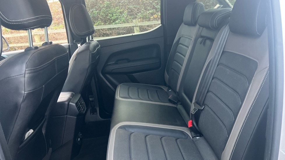 Used Volkswagen Amarok 2024 for sale - 76937525: Photo 22