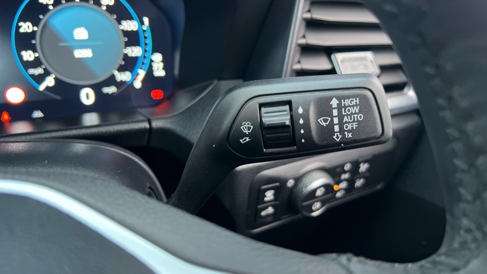 Used Volkswagen Amarok 2024 for sale - 76937525: Photo 27