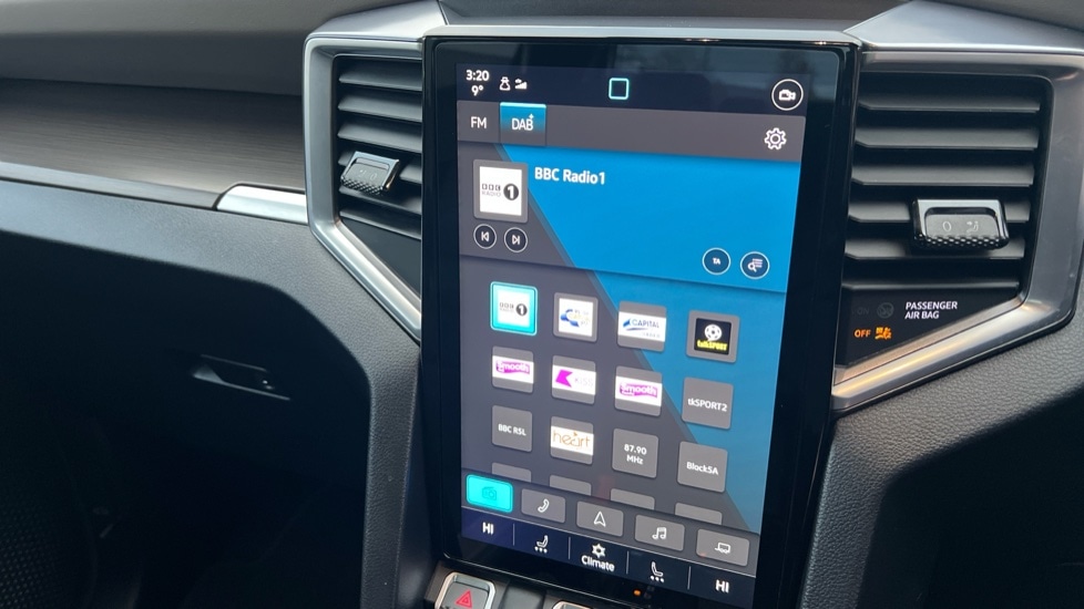 Used Volkswagen Amarok 2024 for sale - 76937525: Photo 35