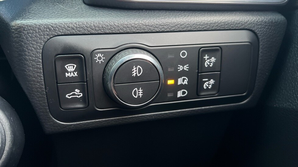 Used Volkswagen Amarok 2024 for sale - 76937525: Photo 43