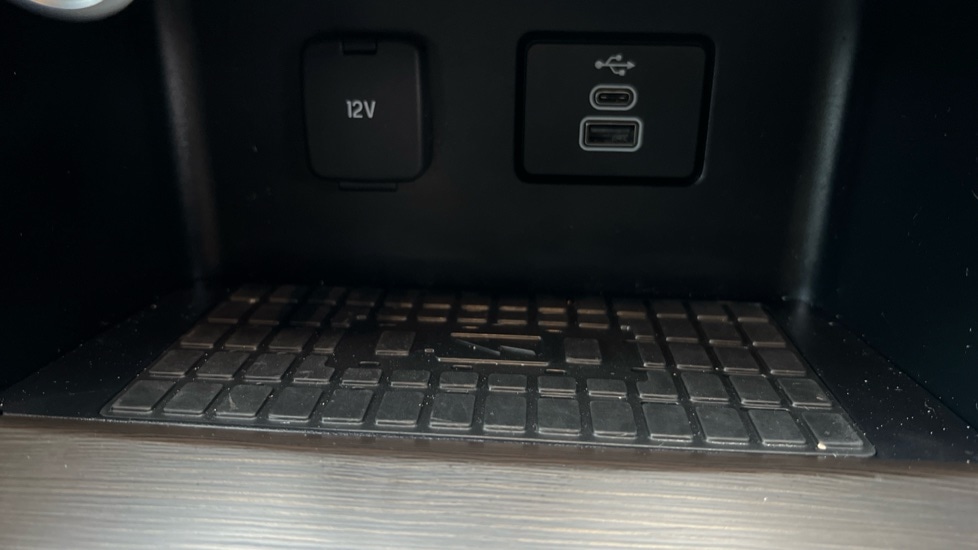 Used Volkswagen Amarok 2024 for sale - 76937525: Photo 46