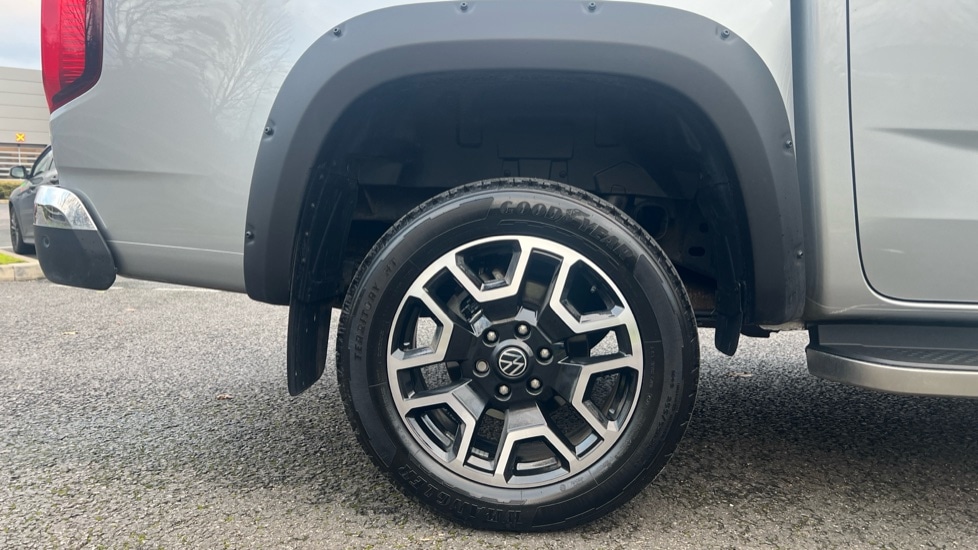 Used Volkswagen Amarok 2024 for sale - 76937525: Photo 5