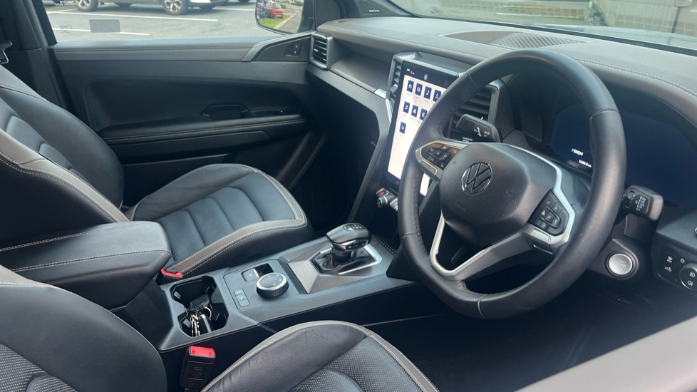 Used Volkswagen Amarok 2024 for sale - 76937525: Photo 6