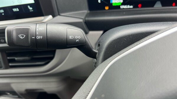 Used Volkswagen Transporter 2025 for sale - 75641143: Photo 27