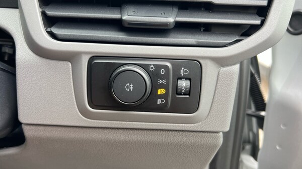 Used Volkswagen Transporter 2025 for sale - 75641143: Photo 37
