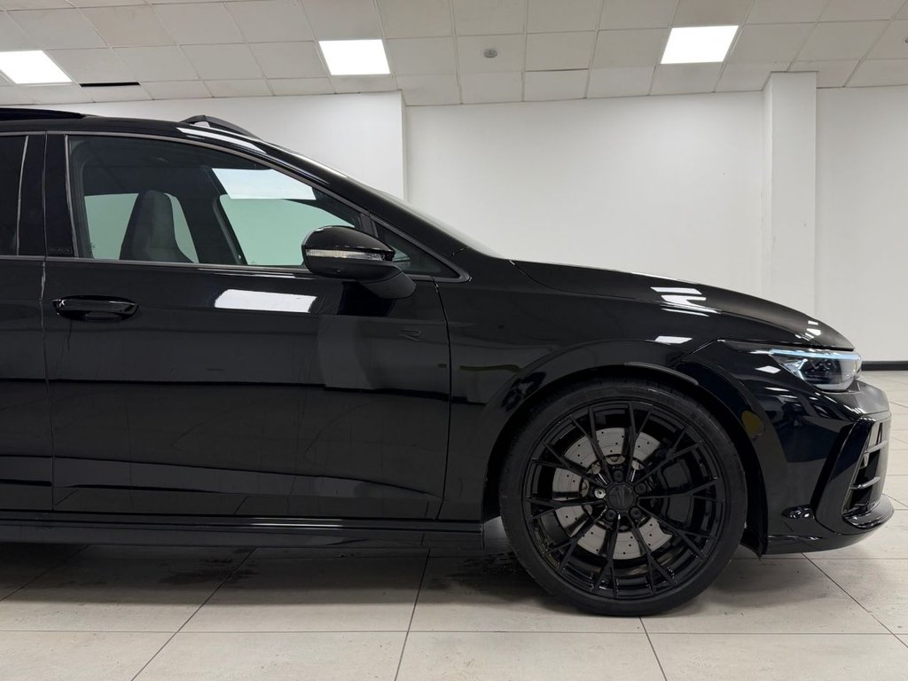 Used Volkswagen Golf 2025 for sale - 76703757: Photo 11