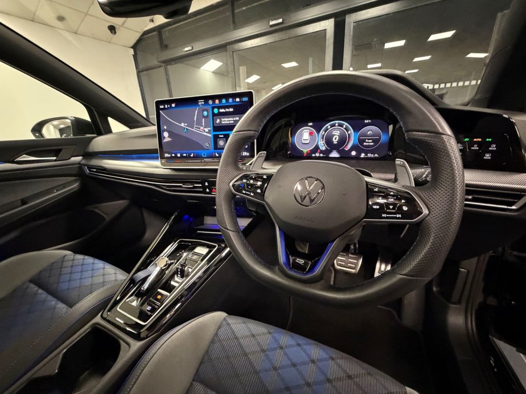 Used Volkswagen Golf 2025 for sale - 76703757: Photo 25