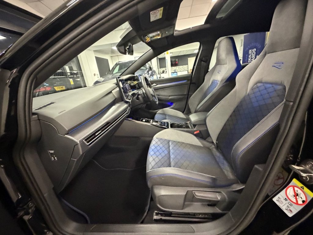 Used Volkswagen Golf 2025 for sale - 76703757: Photo 33