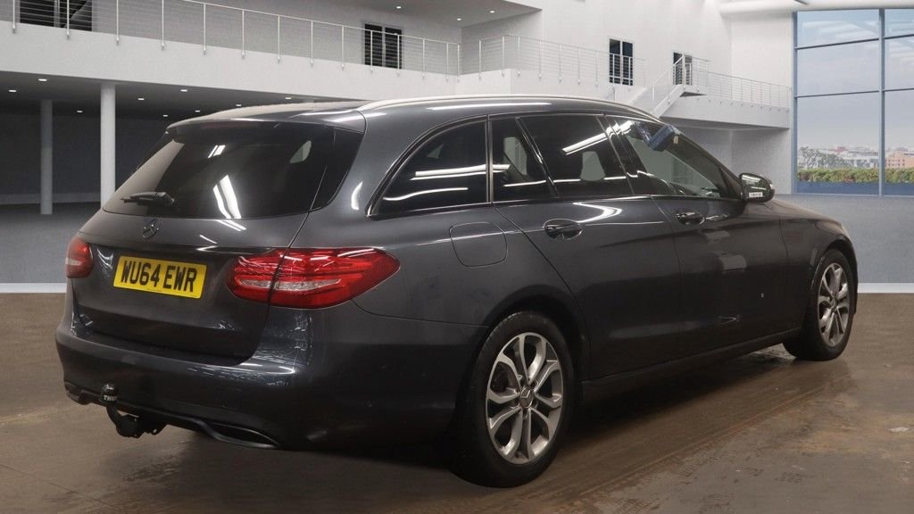 Used Mercedes-Benz C Class 2014 for sale - 77048789: Photo 10