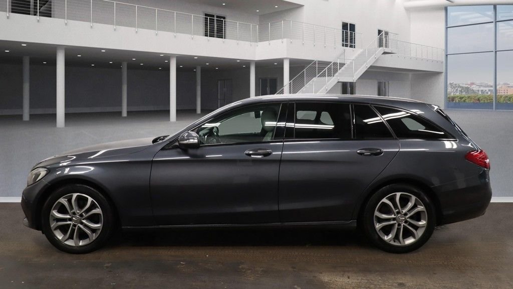 Used Mercedes-Benz C Class 2014 for sale - 77048789: Photo 12