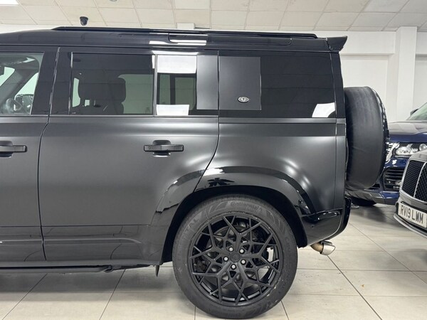 Used Land Rover Defender 2022 for sale - 75495233: Photo 17