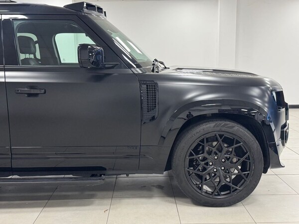 Used Land Rover Defender 2022 for sale - 75495233: Photo 21