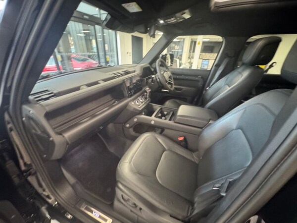 Used Land Rover Defender 2022 for sale - 75495233: Photo 29