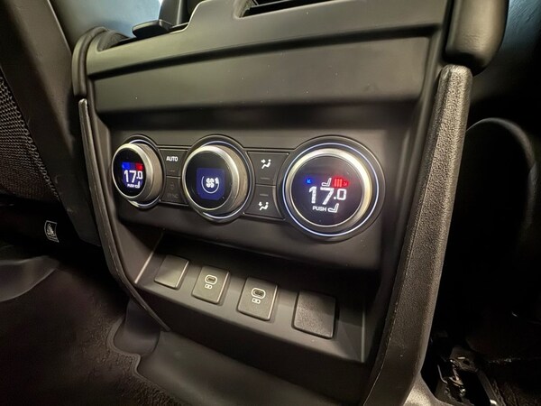 Used Land Rover Defender 2022 for sale - 75495233: Photo 35
