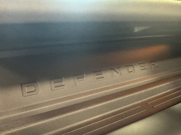 Used Land Rover Defender 2022 for sale - 75495233: Photo 44