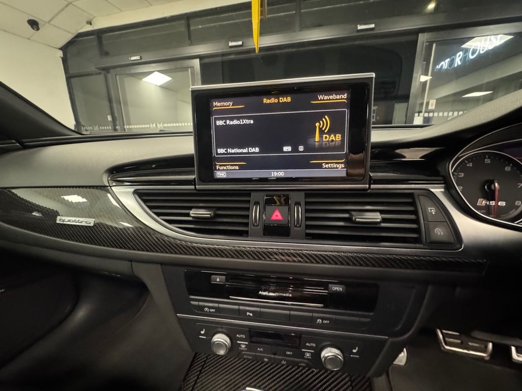 Used Audi RS6 Avant 2015 for sale - 76474678: Photo 35