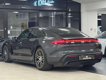 Used Porsche Taycan 2021 for sale - 78955166: Photo